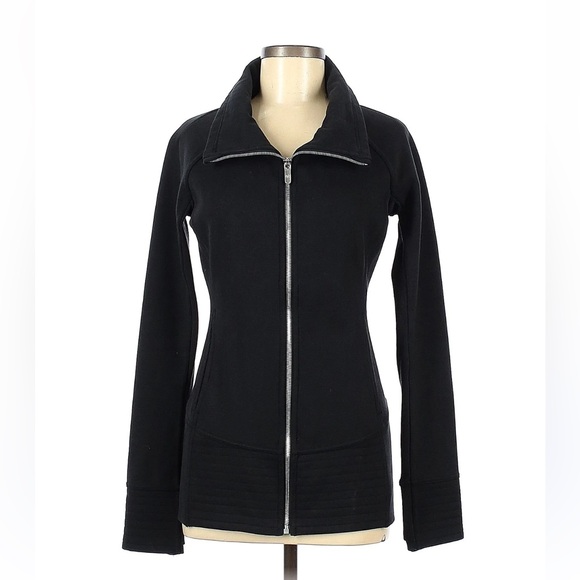 Lululemon jacket - Picture 1 of 8